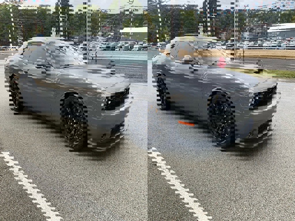 Used 2017 Dodge Challenger T/A image 3