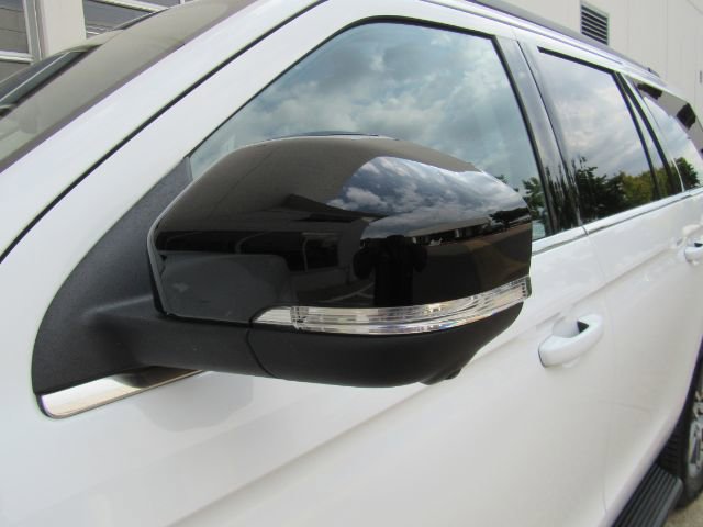 Used 2025 Ford Expedition Active image 18