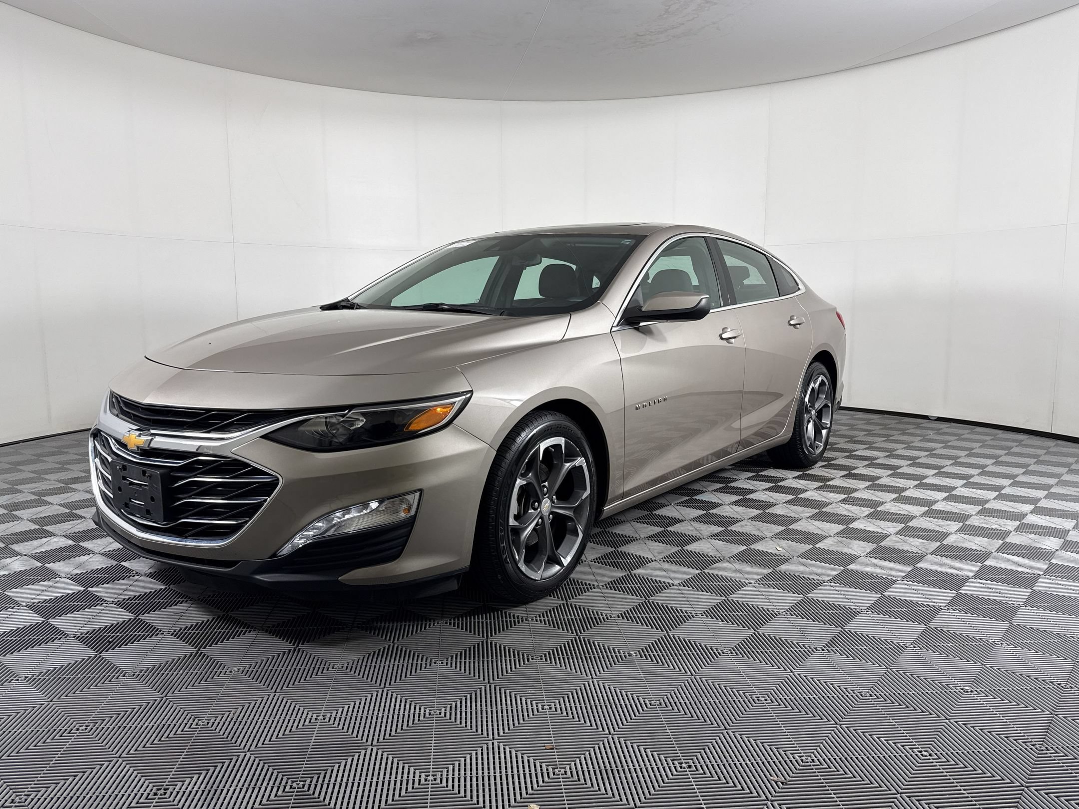 Used 2023 Chevrolet Malibu LT