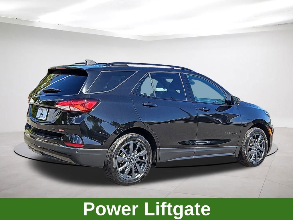 Used 2022 Chevrolet Equinox RS w/ RS Leather Package image 7