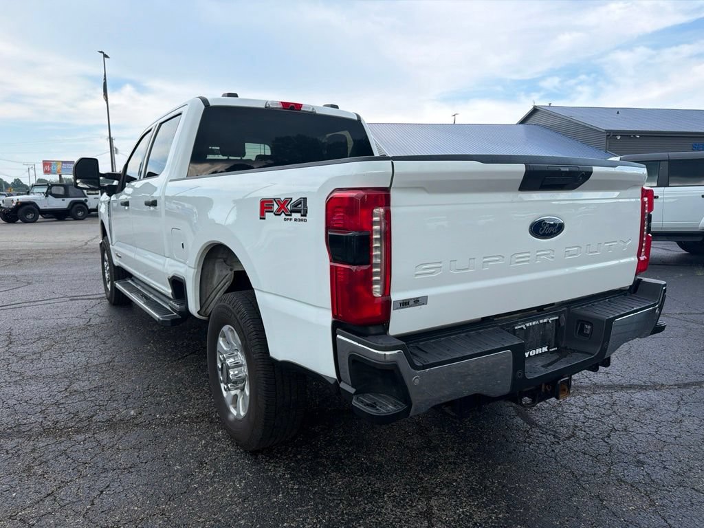 Used 2023 Ford F350 XLT w/ 360-Degree Camera Package AWD/4WD image 4