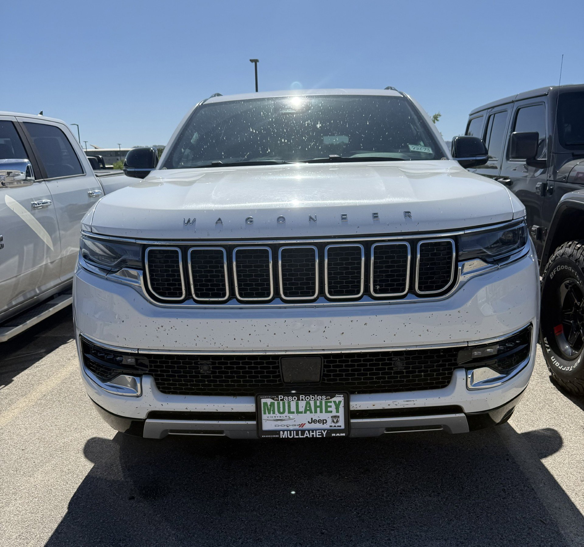 Used 2024 Jeep Wagoneer Series II AWD/4WD image 2