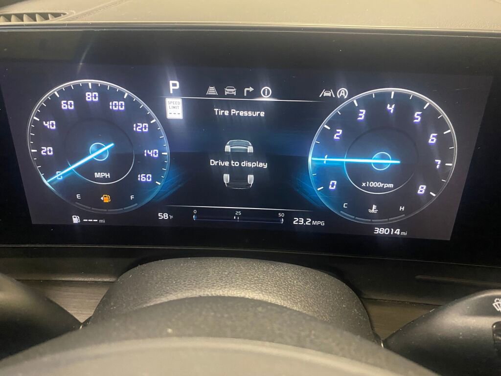 Used 2024 Kia Sportage X-Pro image 3