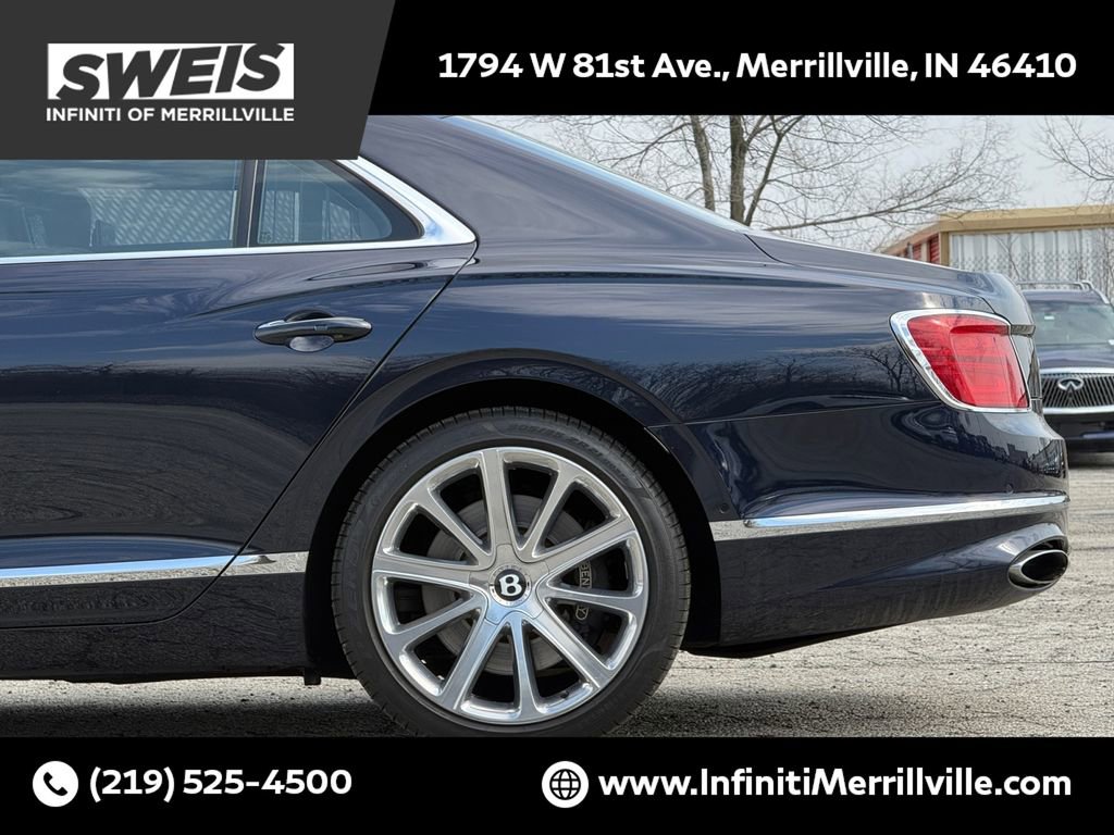 Used 2020 Bentley Flying Spur W12 image 30