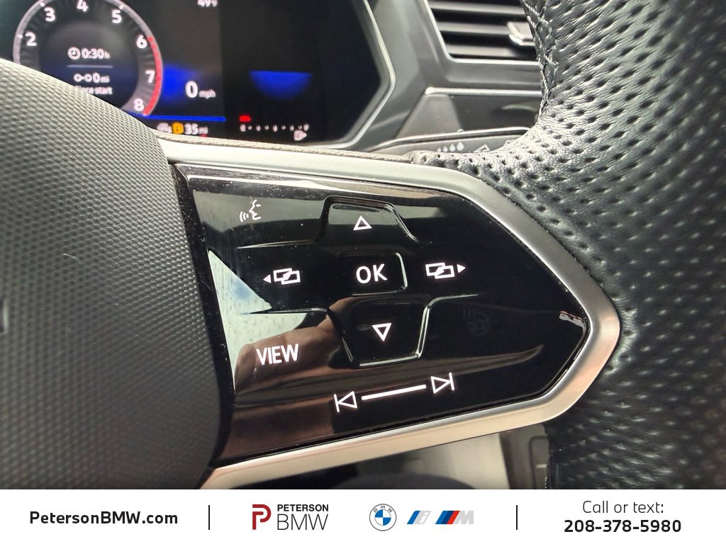 Used 2023 Volkswagen Tiguan SE R-Line image 27