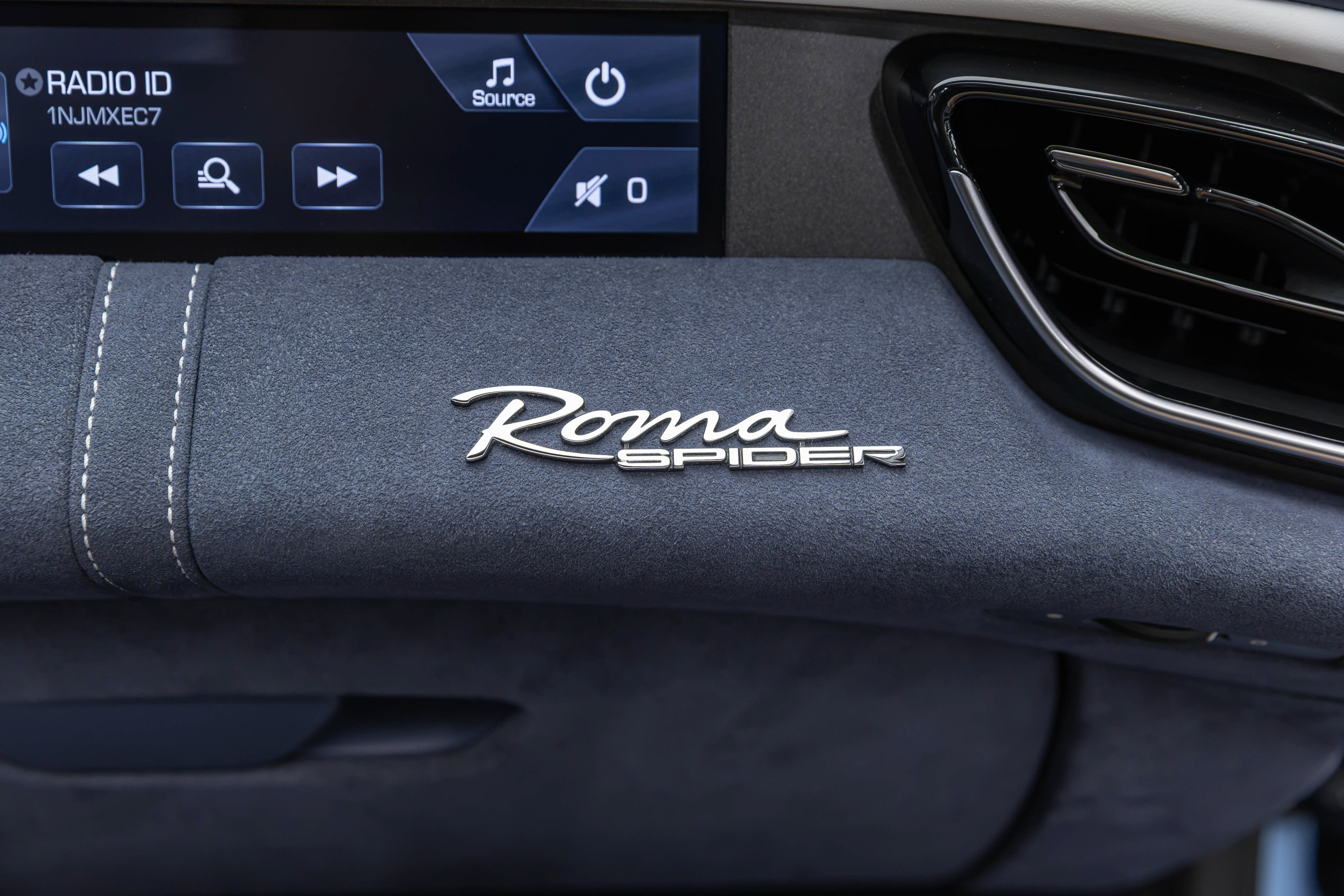 Certified 2025 Ferrari Roma Spider RWD image 43