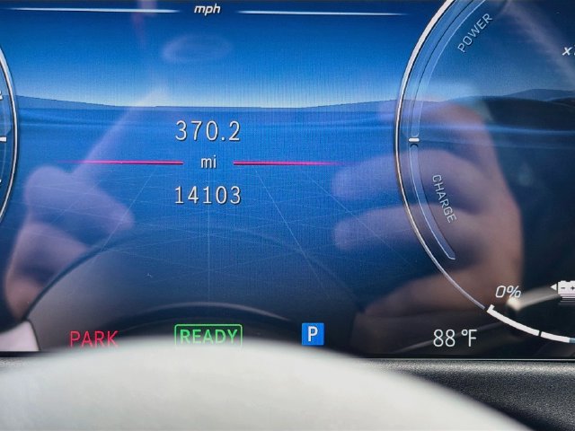 Used 2025 Mercedes-Benz E 53 AMG e 4MATIC Sedan image 41