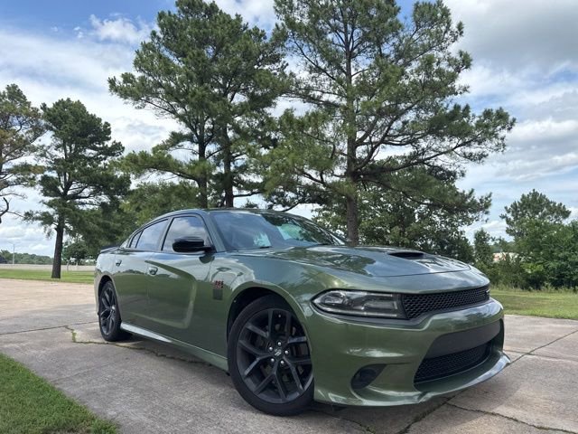 Used 2020 Dodge Charger R/T w/ Plus Group RWD image 40