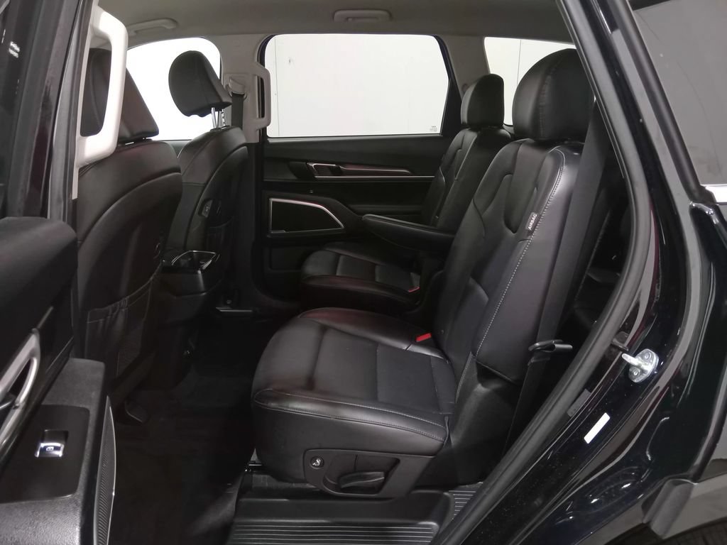 Used 2023 Kia Telluride S AWD/4WD image 14