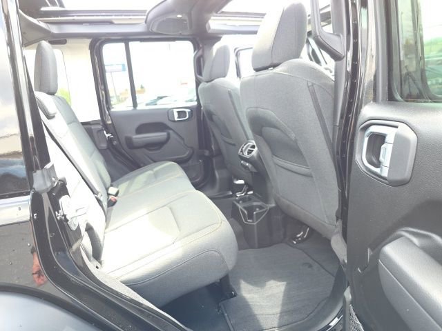 Used 2024 Jeep Wrangler Unlimited Sport AWD/4WD image 45