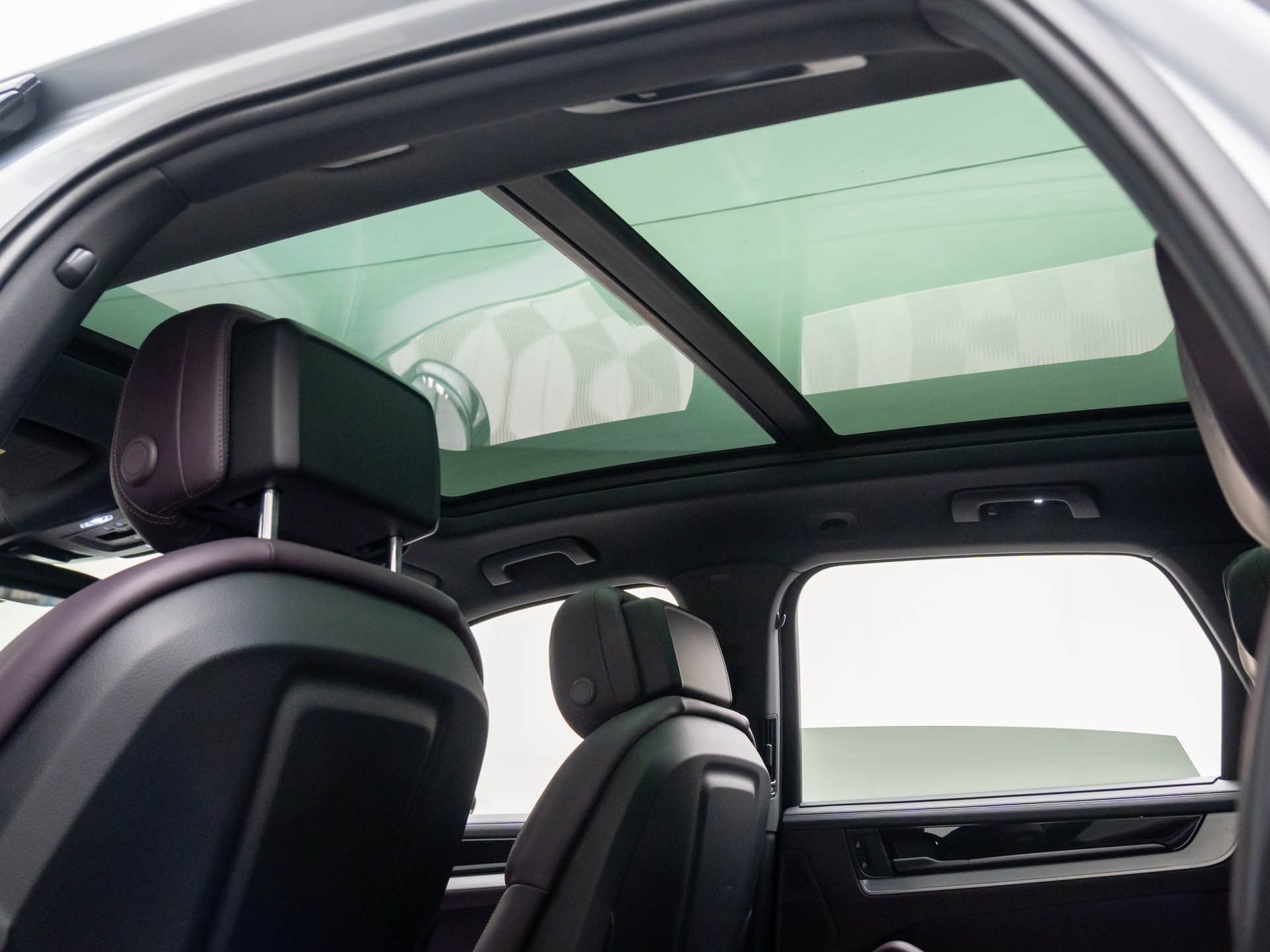 Certified 2024 Porsche Cayenne image 18