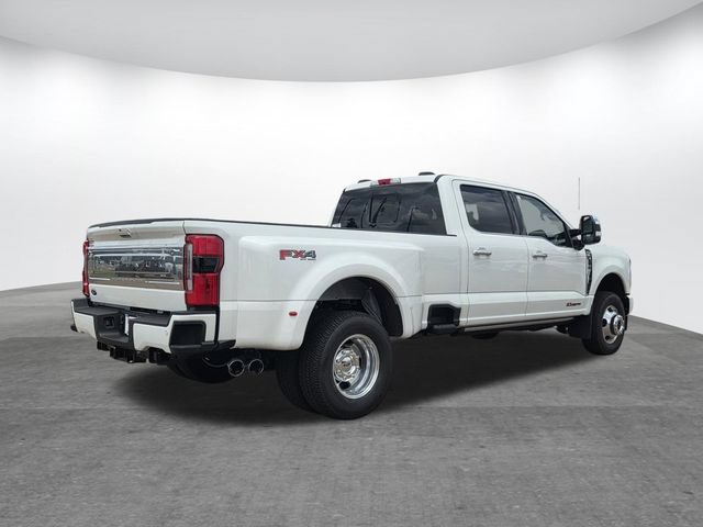 New 2026 Ford F350 Platinum w/ Platinum Plus Package AWD/4WD image 2