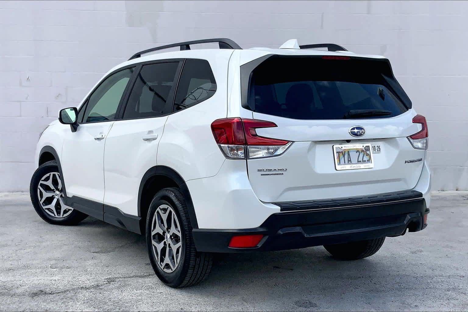 Used 2020 Subaru Forester Premium AWD/4WD image 4