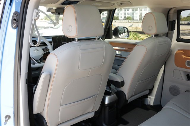 New 2025 Volkswagen ID. Buzz 1st Edition image 21