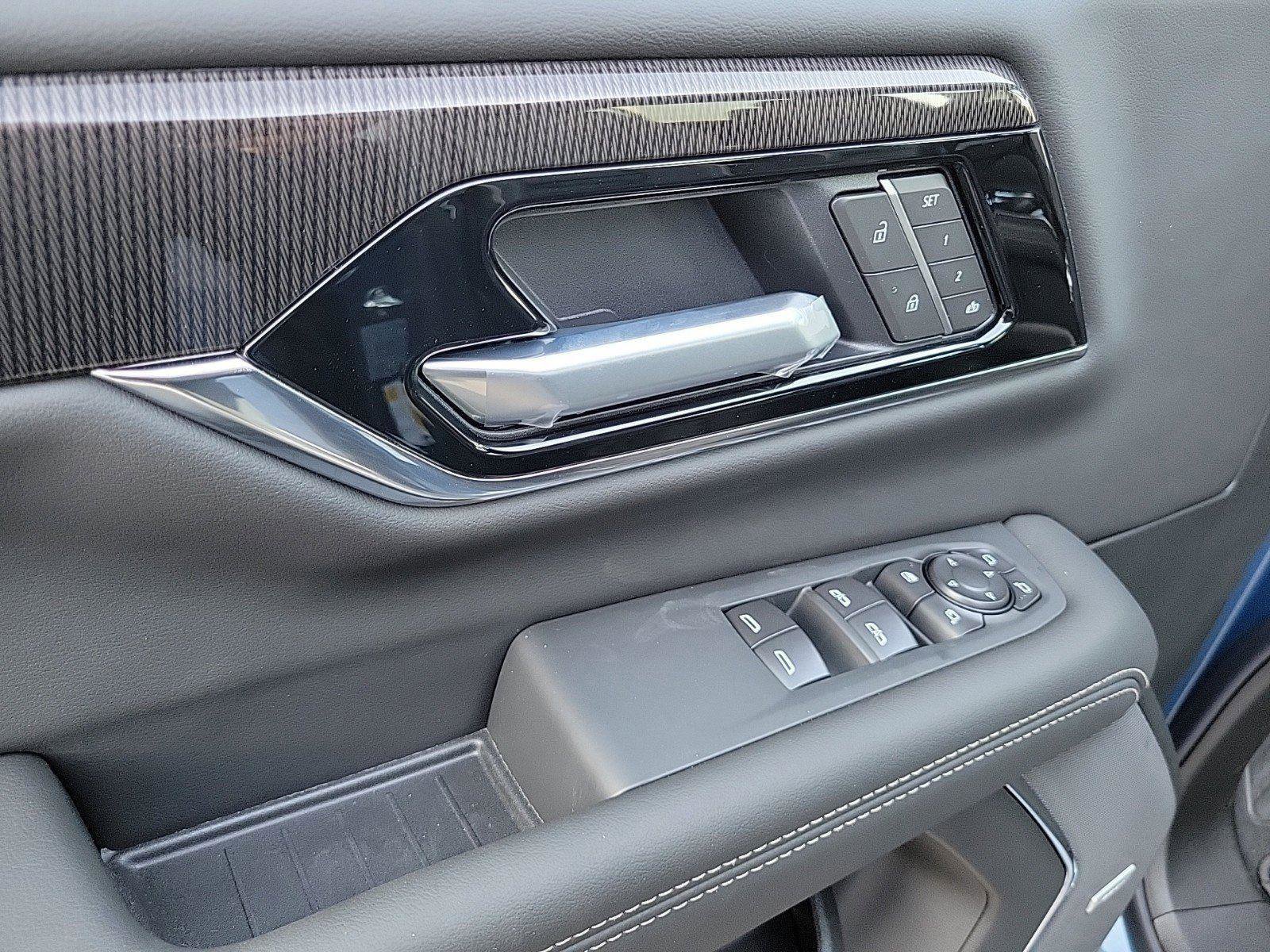 New 2026 GMC Yukon Elevation image 20