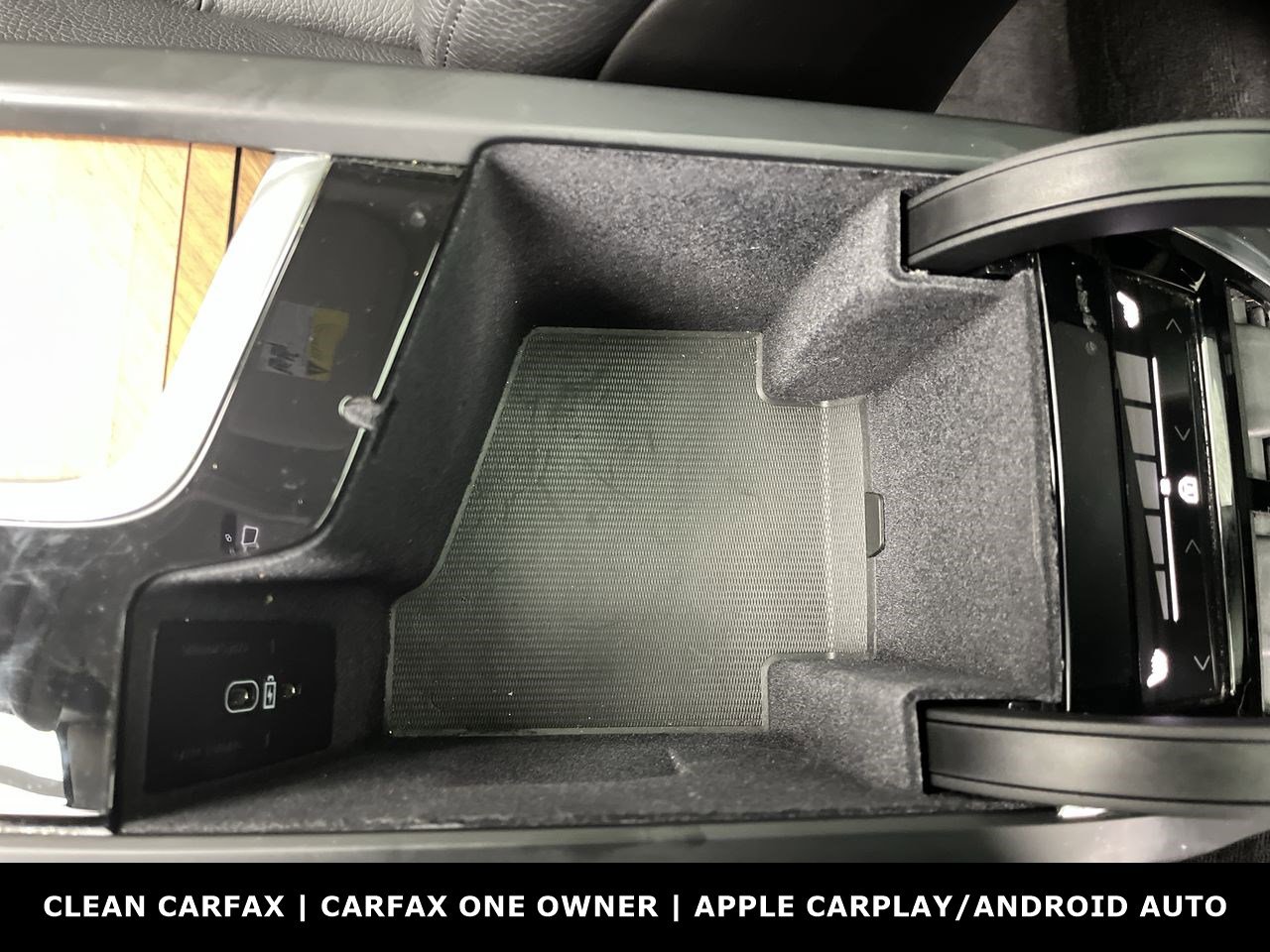 Used 2023 Volvo XC90 B6 Plus w/ Protection Package image 27