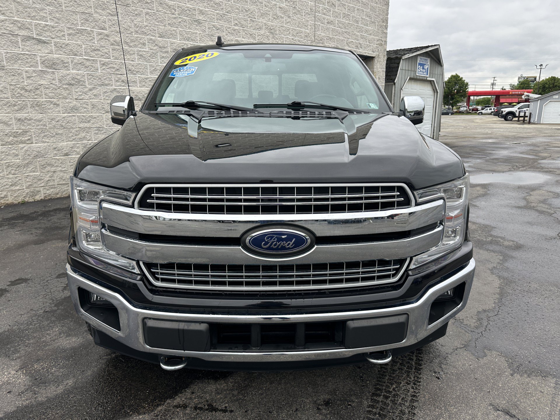 Used 2020 Ford F150 Lariat w/ Equipment Group 502A Luxury AWD/4WD image 3