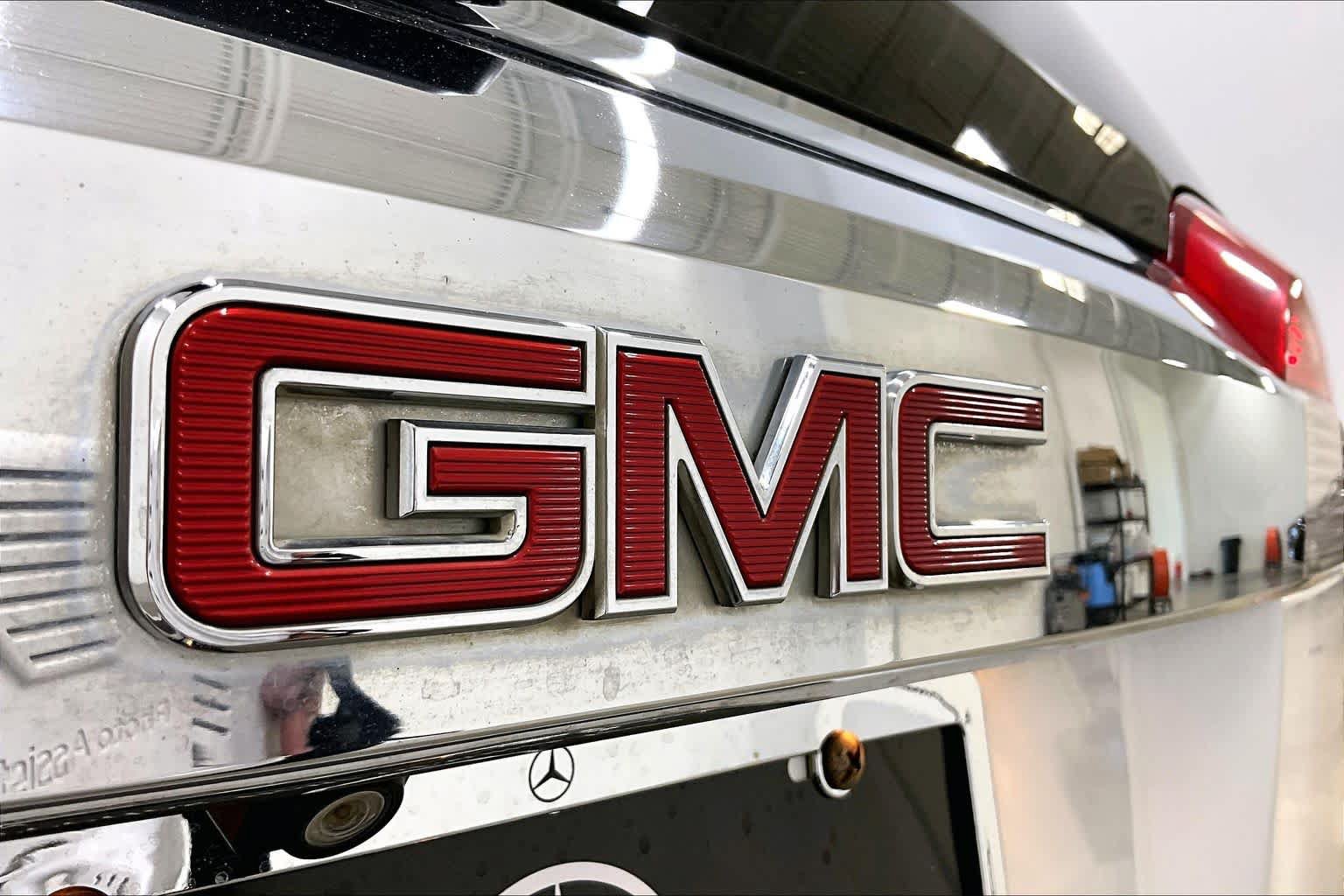 Used 2016 GMC Terrain SLE FWD image 30
