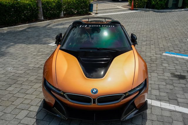 Used 2019 BMW i8 Roadster AWD/4WD image 5