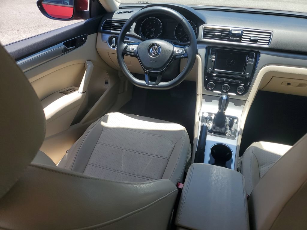 Used 2019 Volkswagen Passat 2.0T Wolfsburg w/ Wheels & Sunroof Package FWD image 16