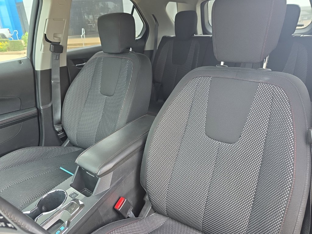 Used 2015 Chevrolet Equinox LT w/ Driver Convenience Package FWD image 12
