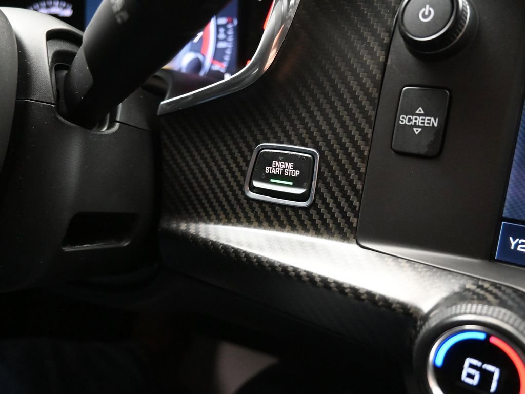 Used 2015 Chevrolet Corvette Z06 w/ 3LZ Preferred Equipment Group RWD image 15