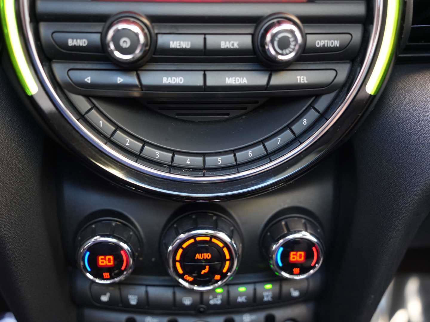 Used 2016 MINI Cooper 2-Door Hardtop image 16