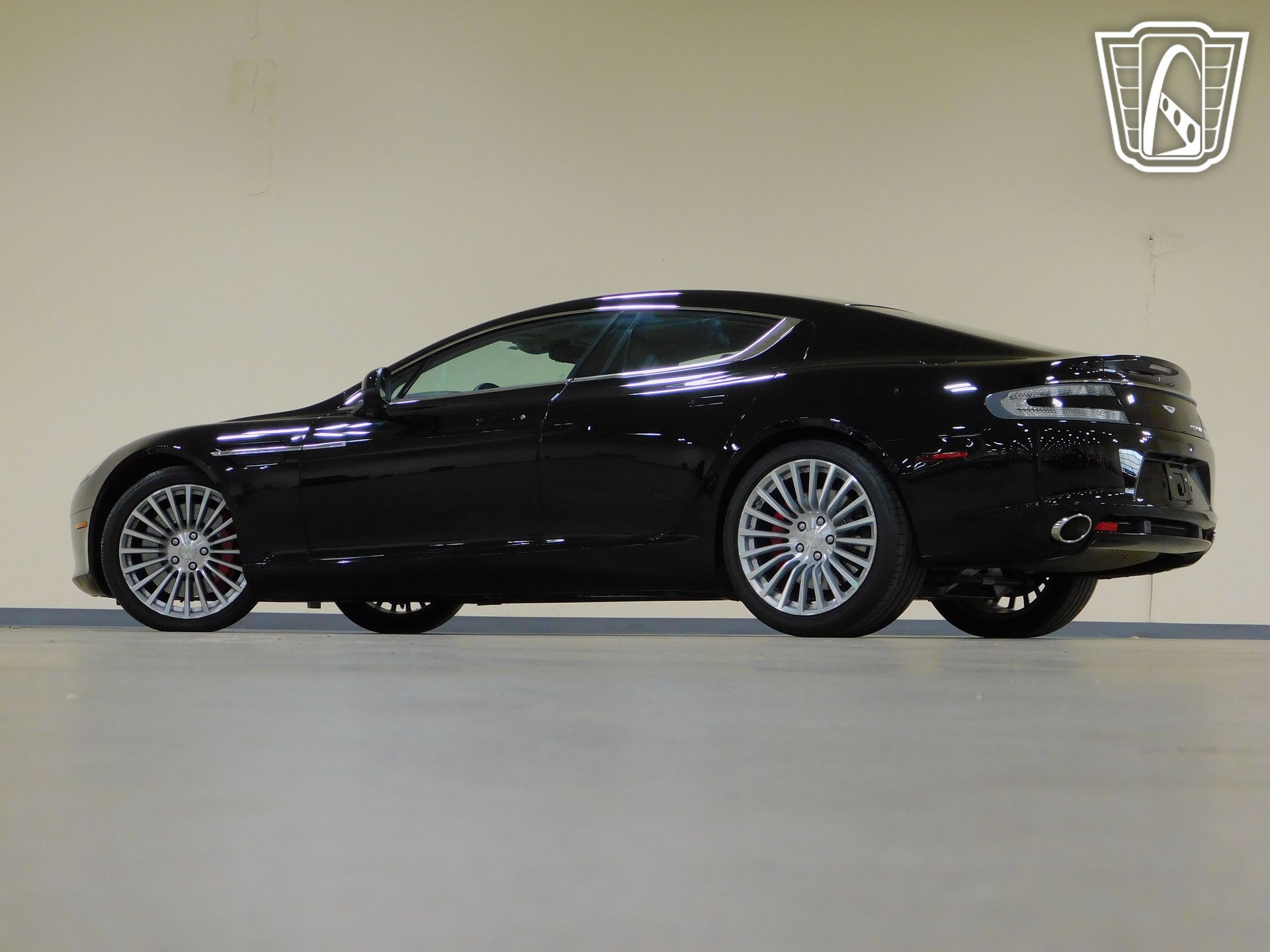 Used 2011 Aston Martin Rapide image 12