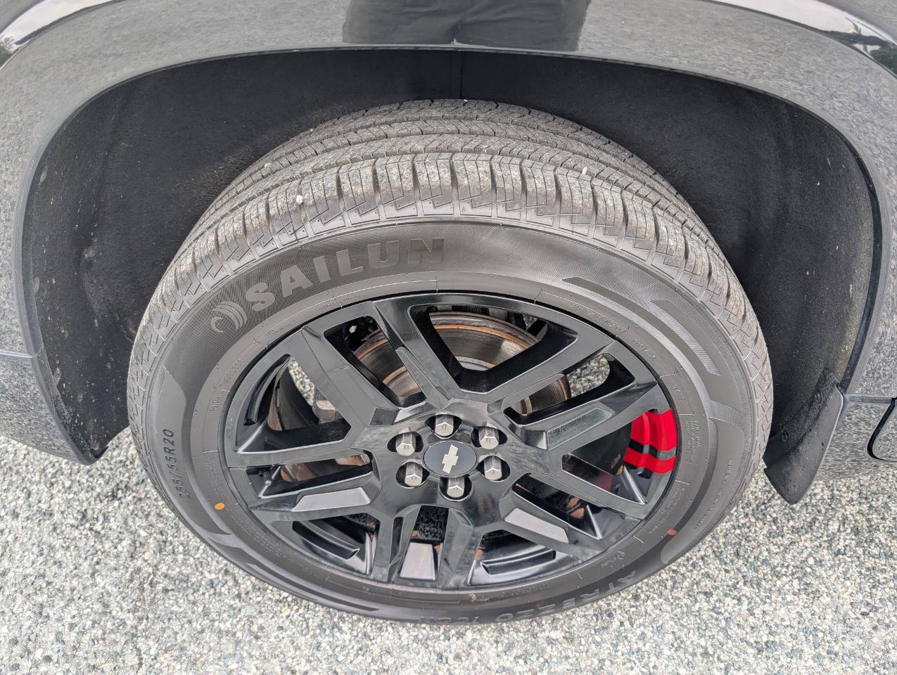 Used 2018 Chevrolet Traverse Premier w/ Redline Edition FWD image 6