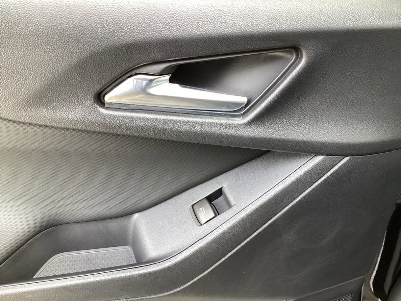 New 2026 Chevrolet Equinox LT w/ Convenience Package II image 19