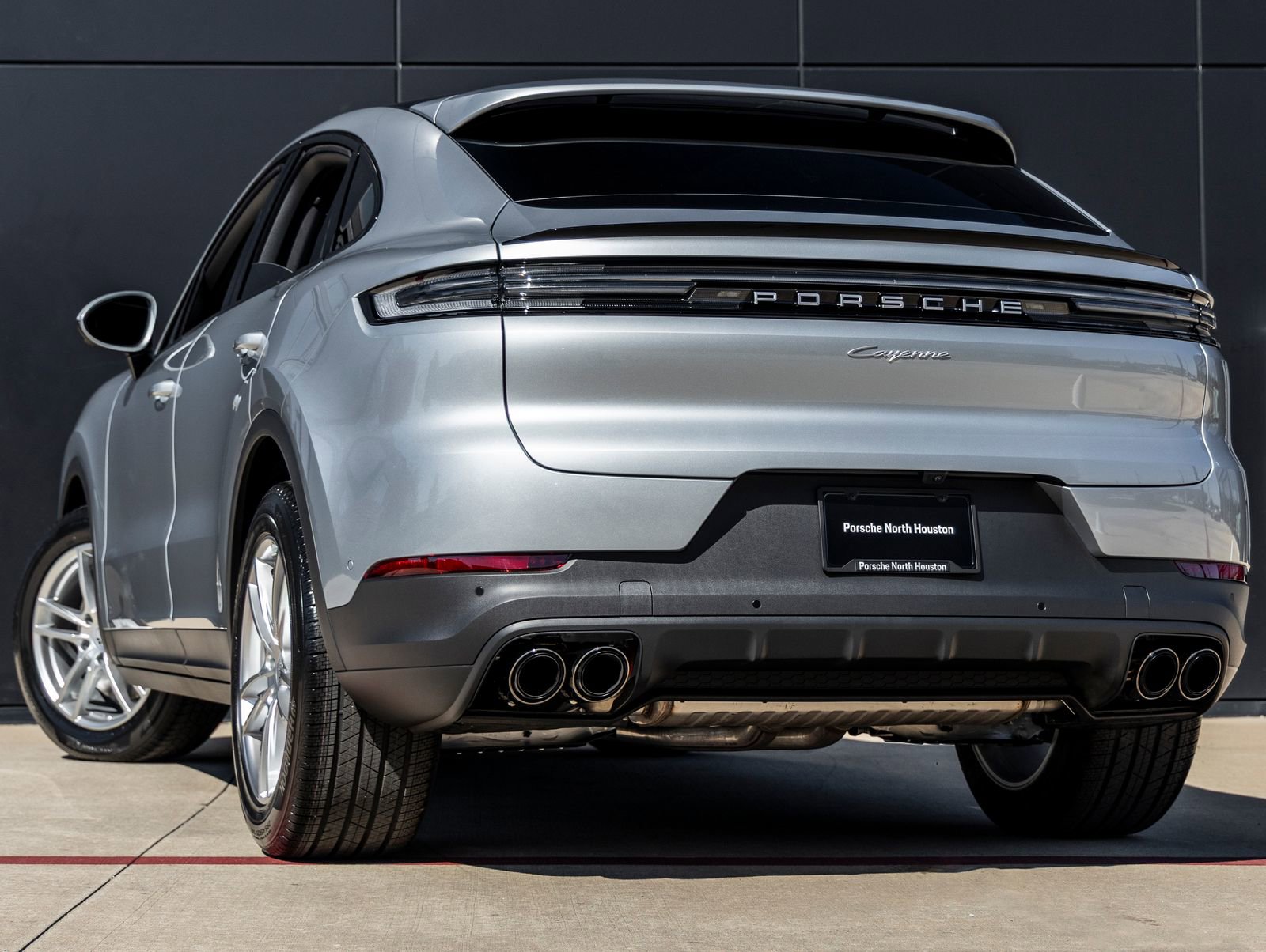 Certified 2026 Porsche Cayenne Coupe image 3