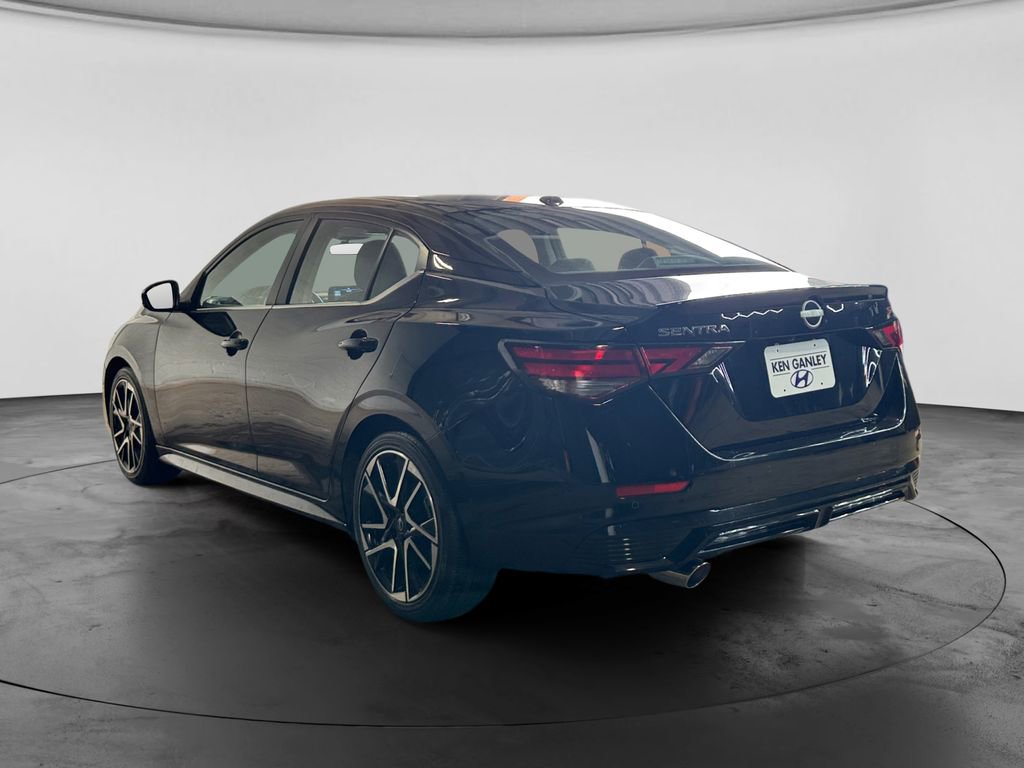 Used 2025 Nissan Sentra SR FWD image 5