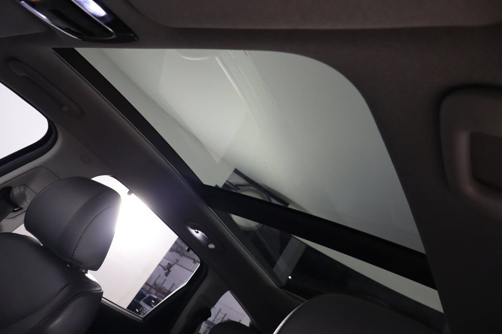 Used 2021 Hyundai Santa Fe Limited FWD image 24