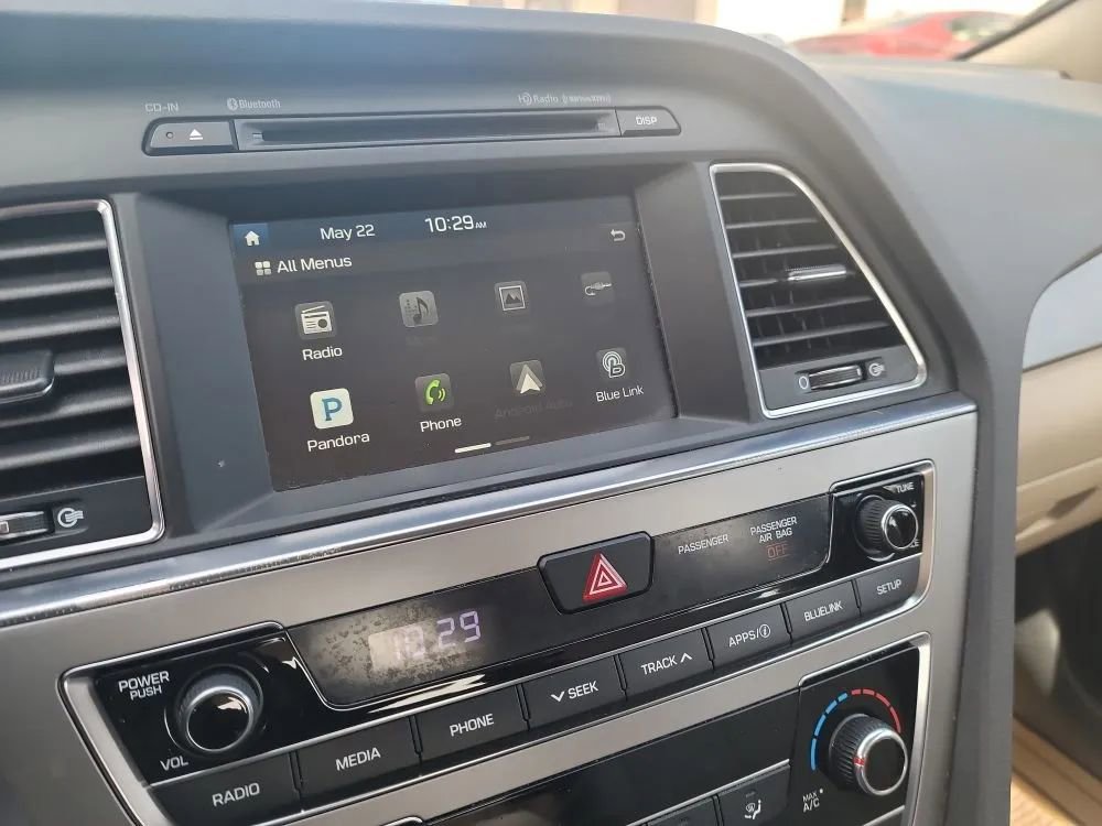 Used 2016 Hyundai Sonata SE FWD image 17