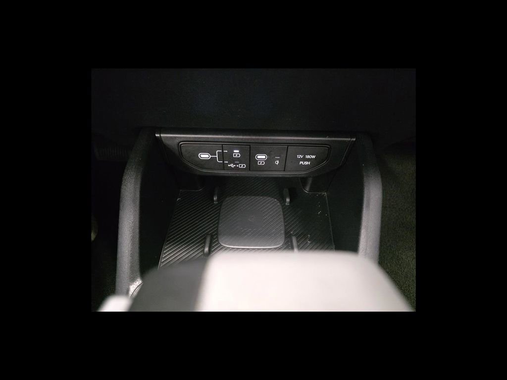 Used 2025 Kia K4 EX FWD image 23
