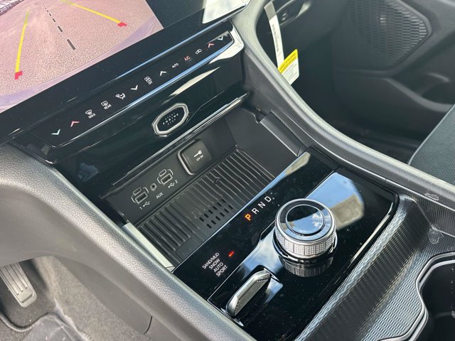 New 2026 Jeep Grand Cherokee Altitude AWD/4WD image 13