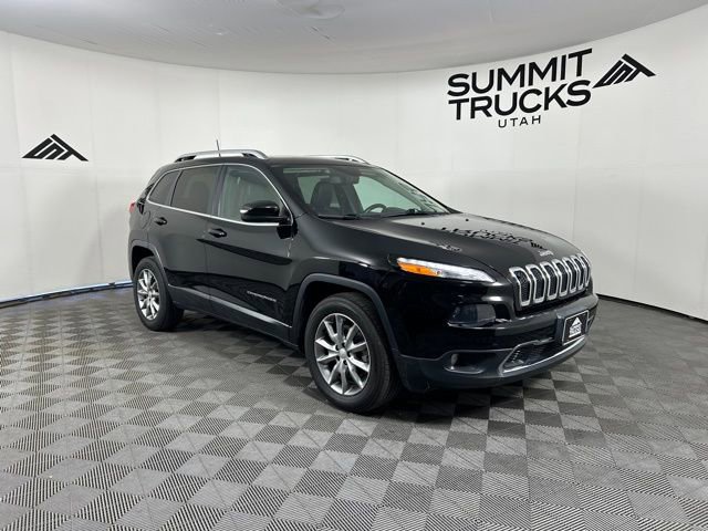 Used 2018 Jeep Cherokee Limited AWD/4WD image 2