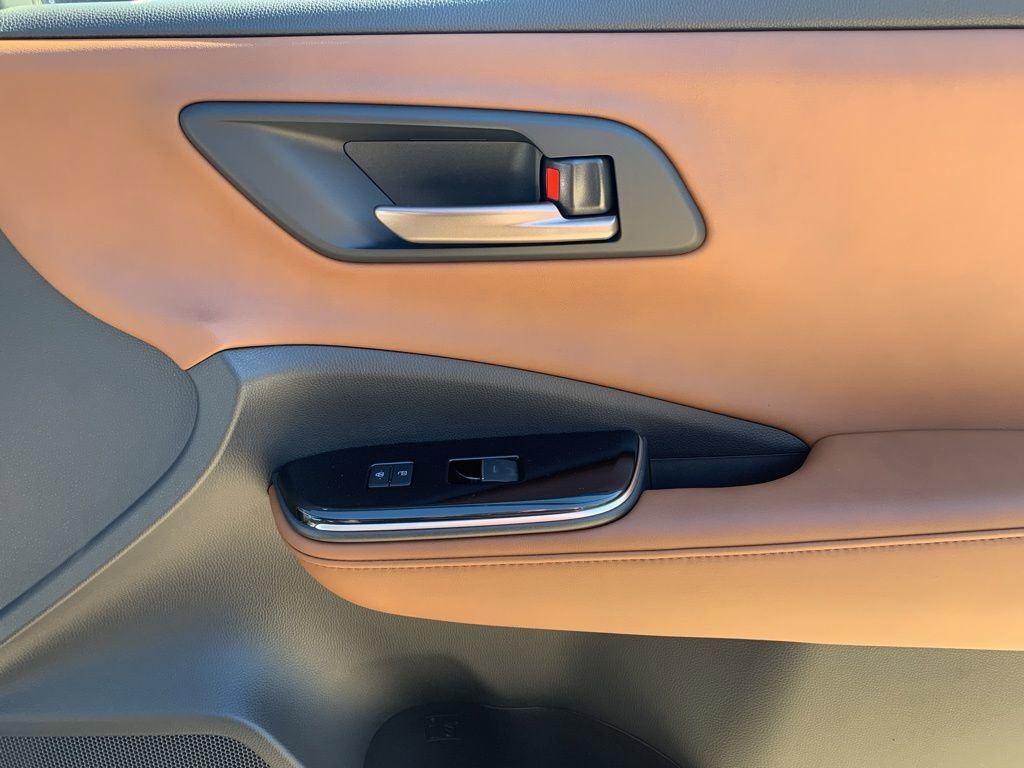 New 2025 Toyota Crown Signia image 19