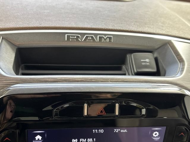Used 2019 RAM 1500 Laramie AWD/4WD image 39