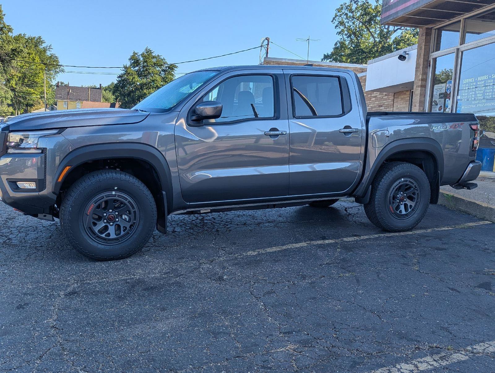 New 2026 Nissan Frontier PRO-4X w/ Tow Package AWD/4WD image 4