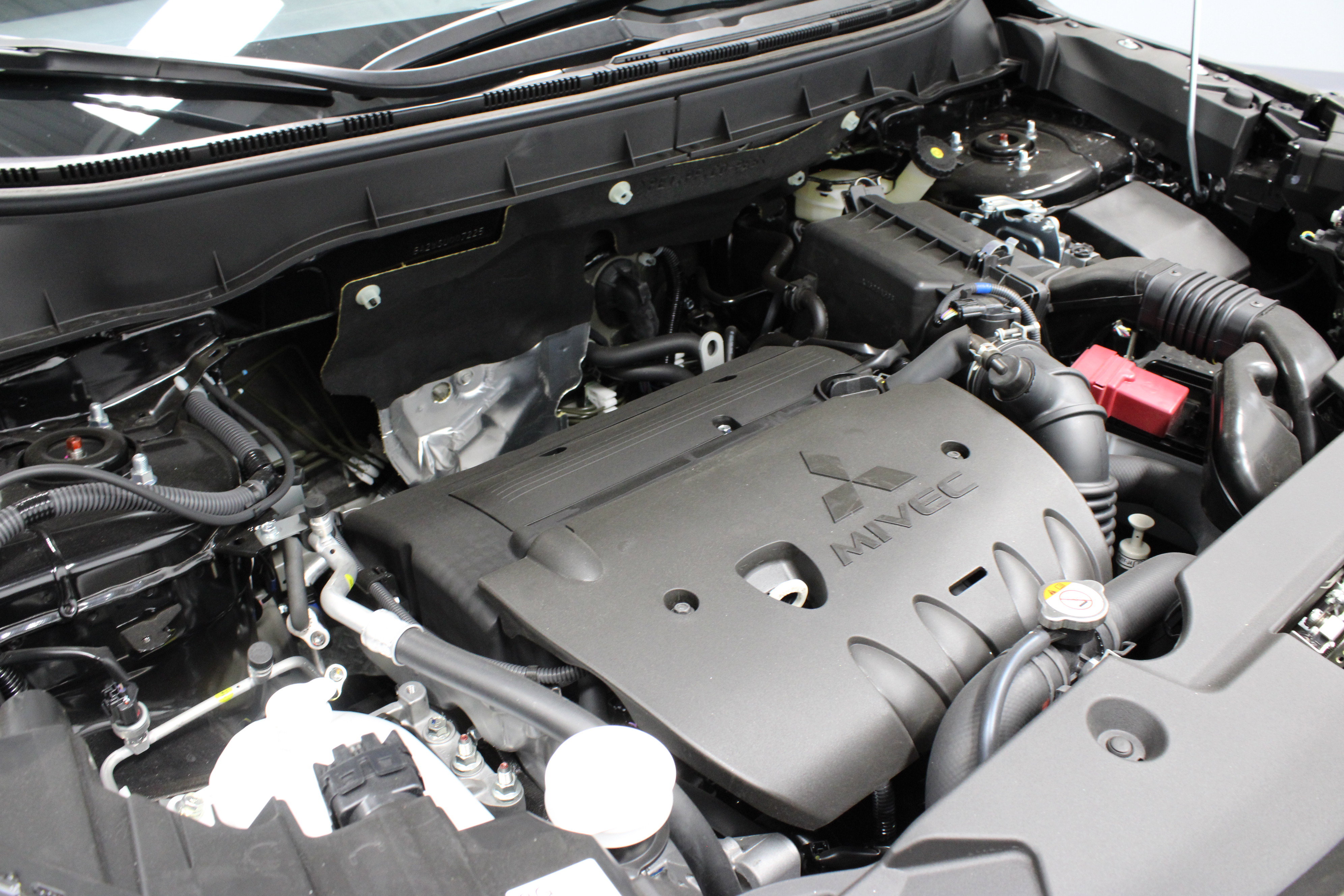 New 2025 Mitsubishi Outlander Sport LE image 31