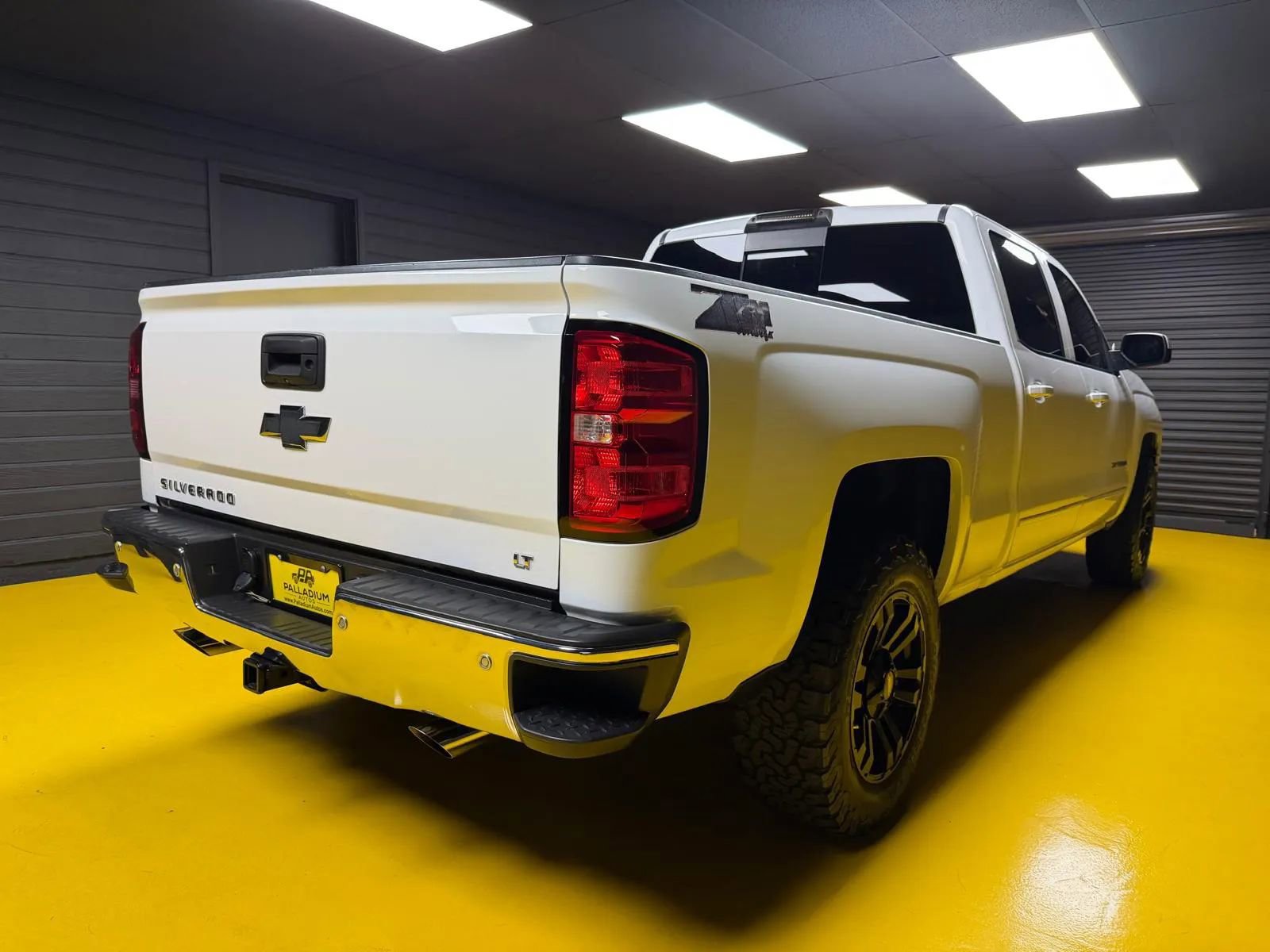 Used 2015 Chevrolet Silverado 1500 LT w/ All Star Edition AWD/4WD image 6