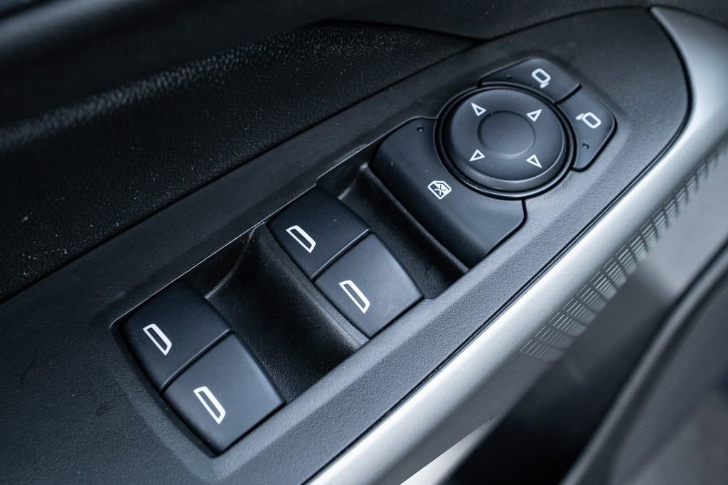 Used 2024 Chevrolet Trax RS w/ Sunroof Package image 20