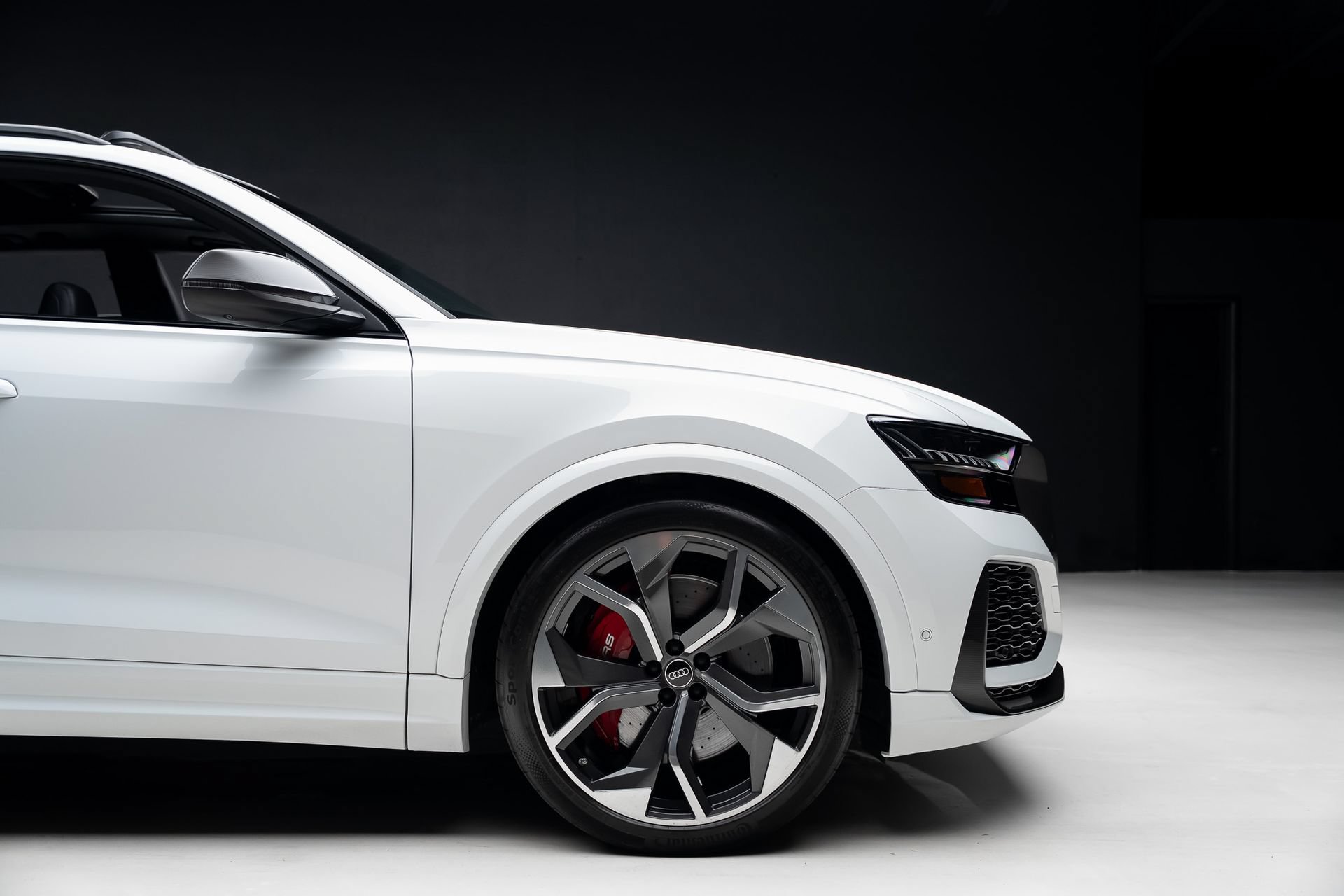 Used 2023 Audi RS Q8 AWD/4WD image 40
