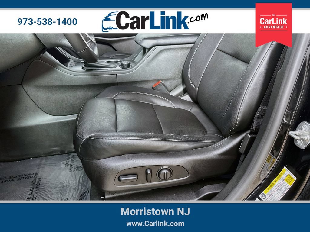 Used 2017 GMC Acadia SLT AWD/4WD image 23