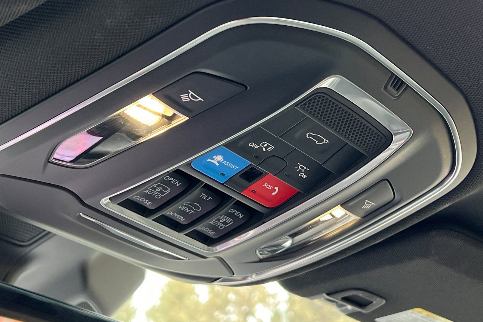 Used 2025 Jeep Grand Cherokee Limited 4xe image 24