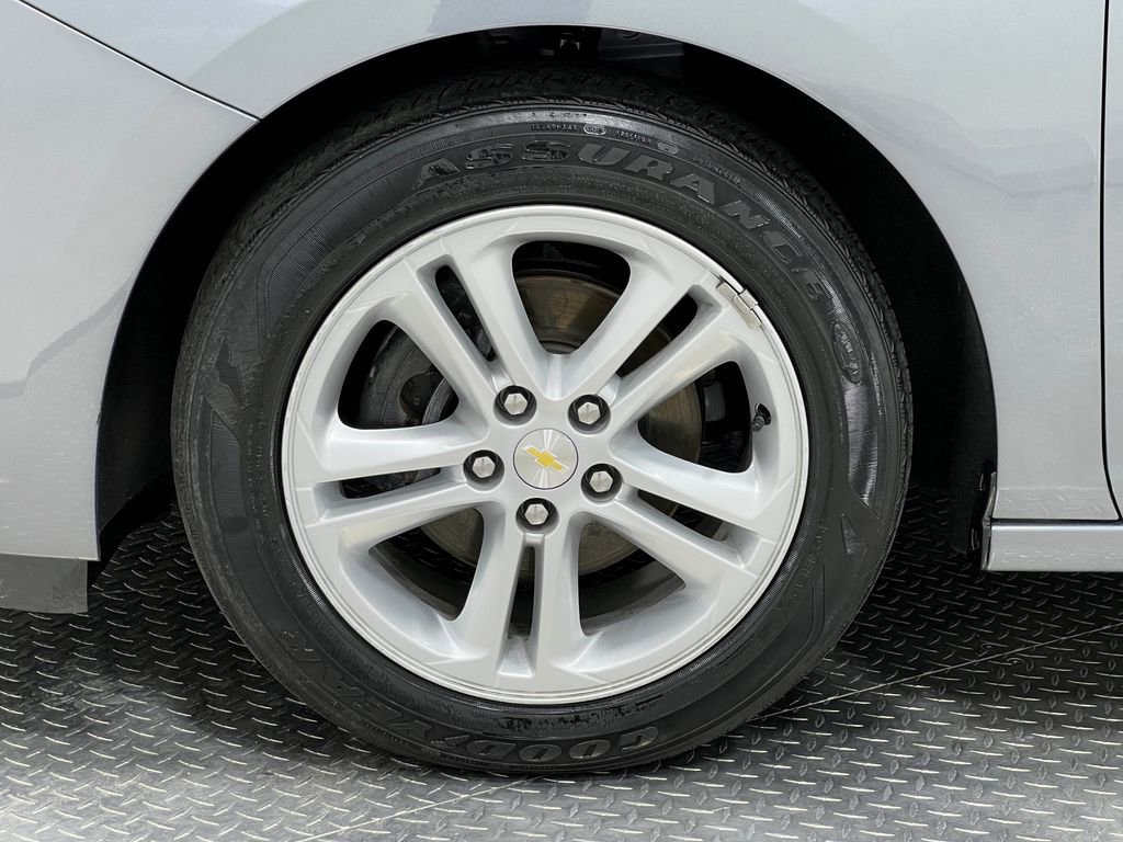 Used 2018 Chevrolet Cruze LT FWD image 36