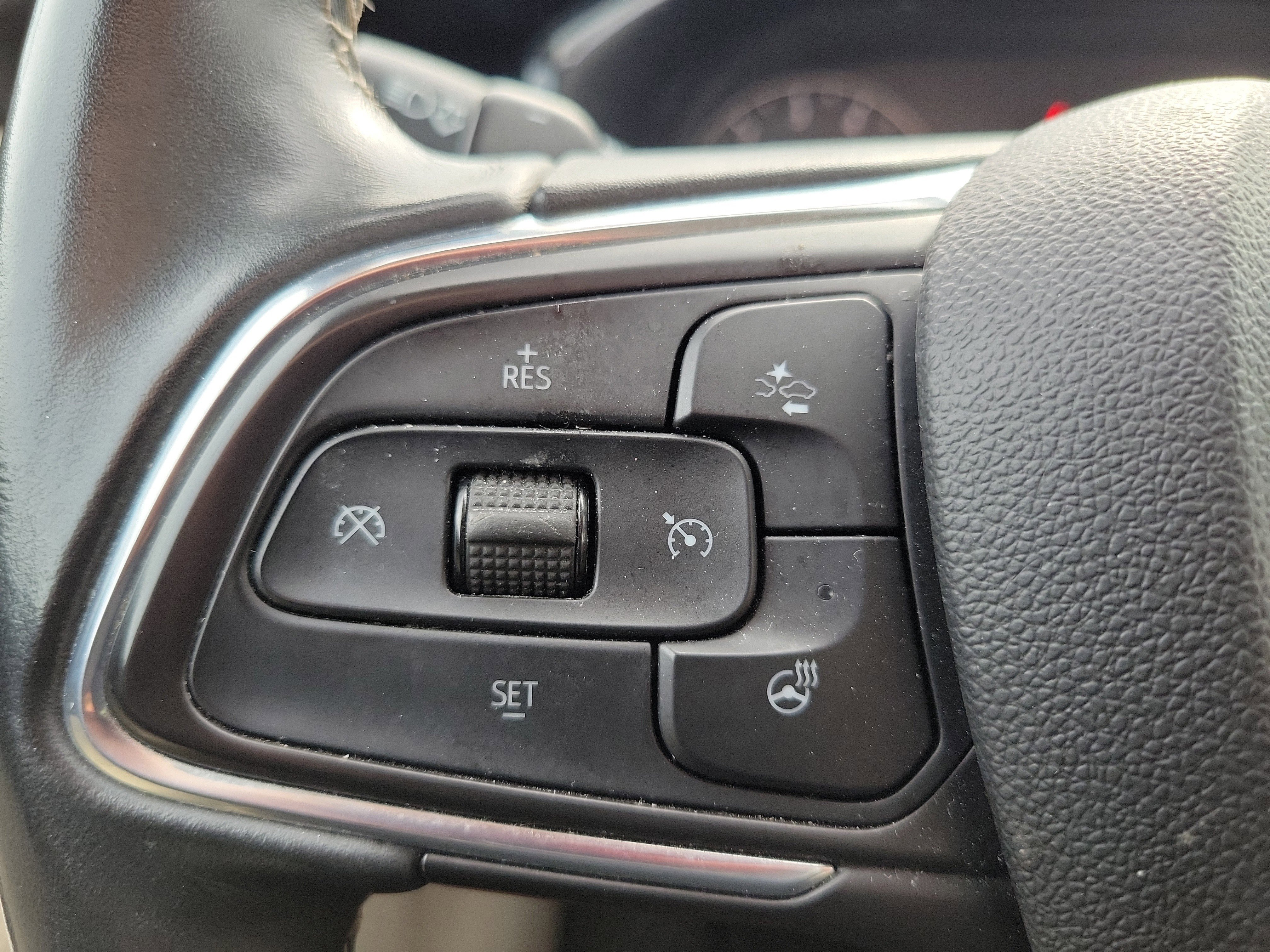 Used 2023 Buick Envision Preferred image 21