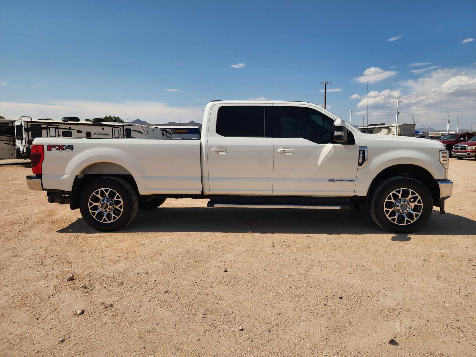Used 2020 Ford F350 Lariat w/ Lariat Ultimate Package AWD/4WD image 8