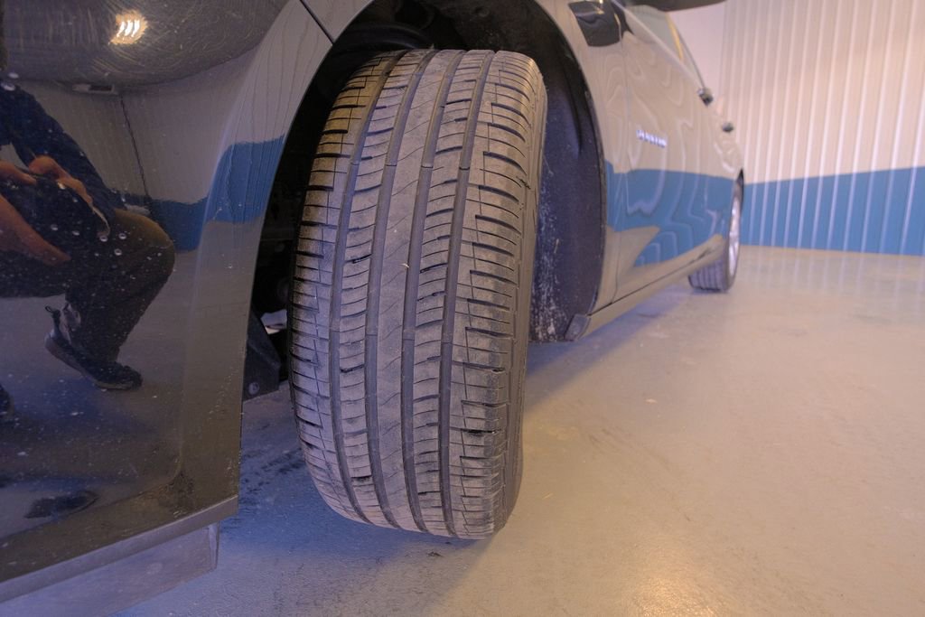 Used 2024 Chevrolet Malibu LT image 41